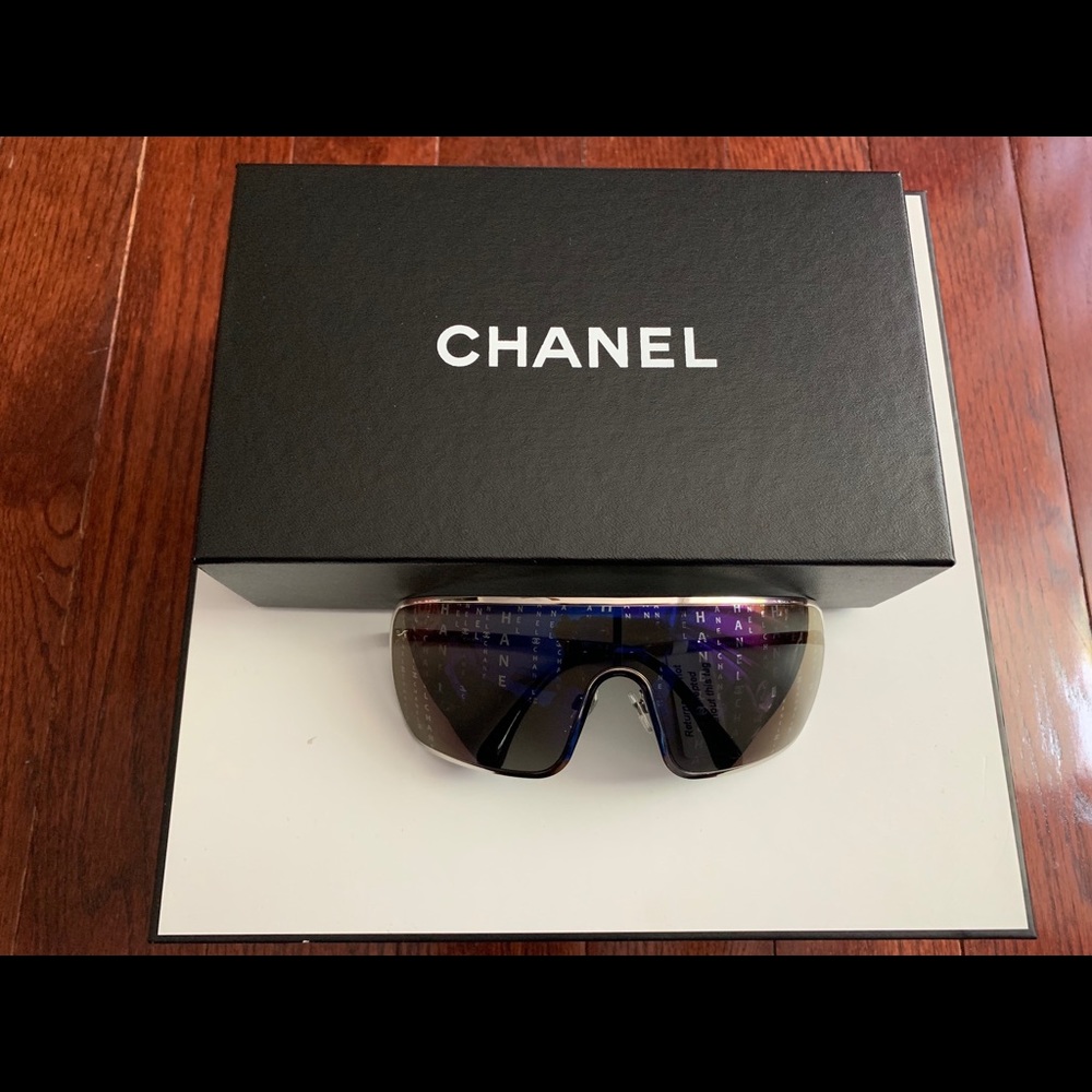 Chanel shield sunglasses *Rare*